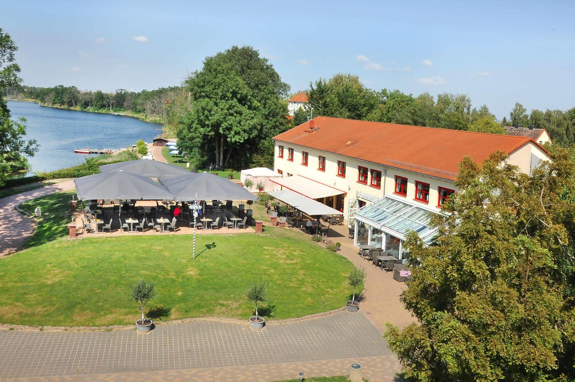 Bernstein Acamed Resort Nienburg  Kültér fotó